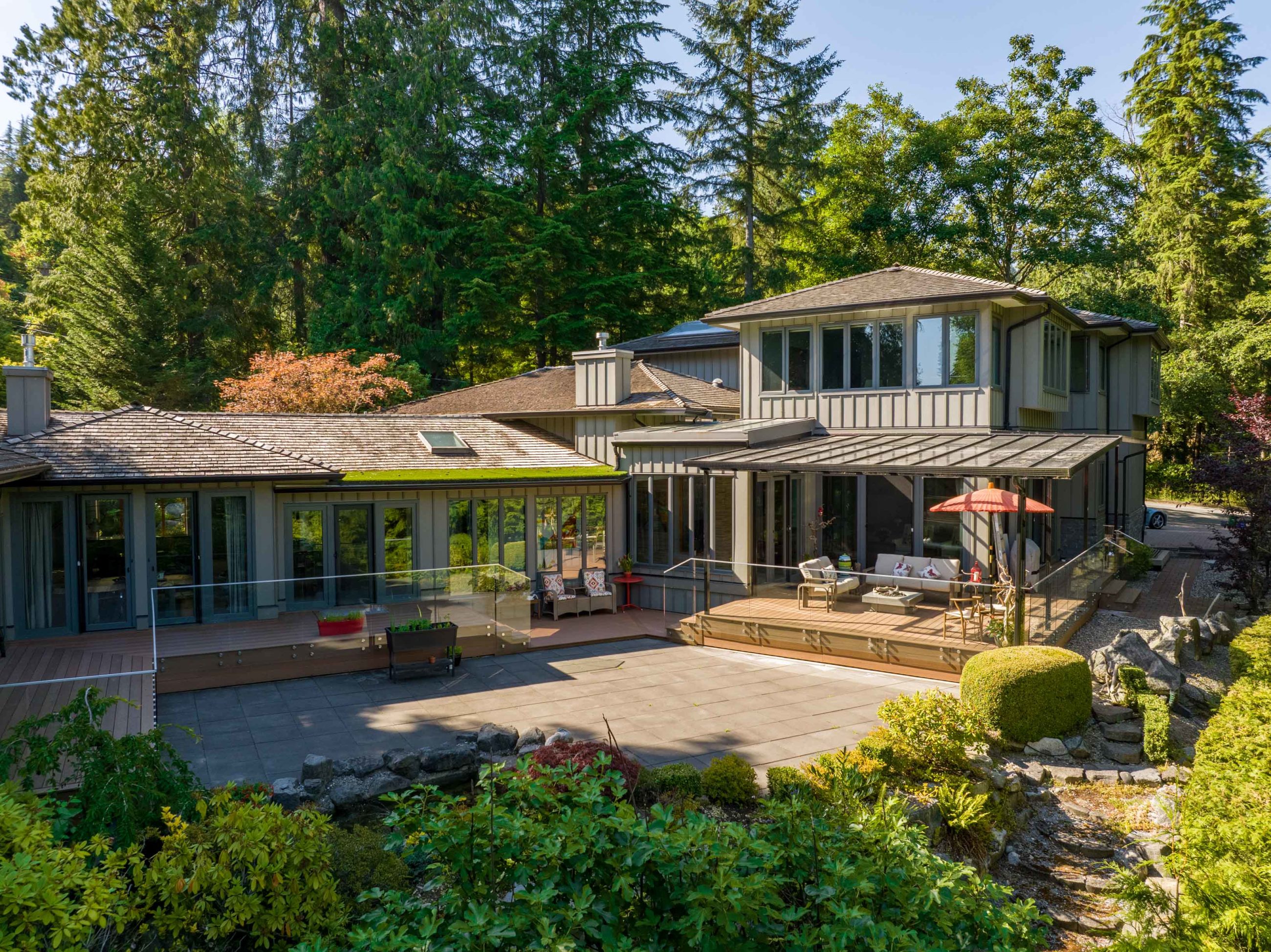 RUSSELL HOLLINGSWORTH - 340 Southborough Drive, West Vancouver